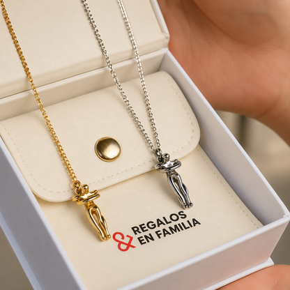 Collar del Abrazo + Tarjeta con Mensaje y Caja de Regalo Gratis